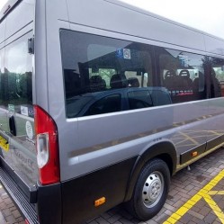 Mini Bus
